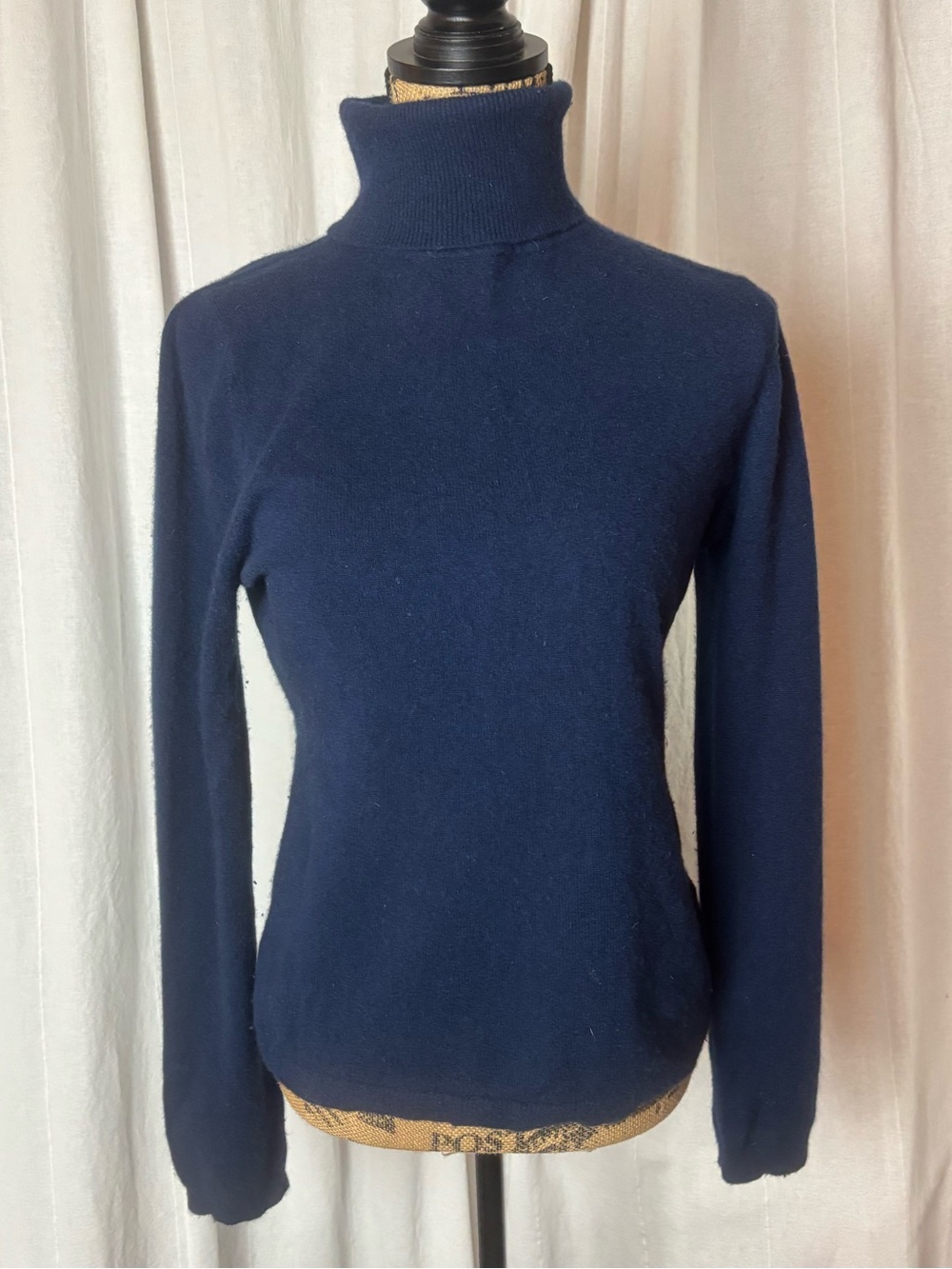Garnet Hill Essential Cashmere Turtleneck Sweater Navy Blue Sz Medium
